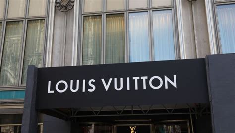 requisiti commessa louis vuitton|Come inviare la propria candidatura a L.